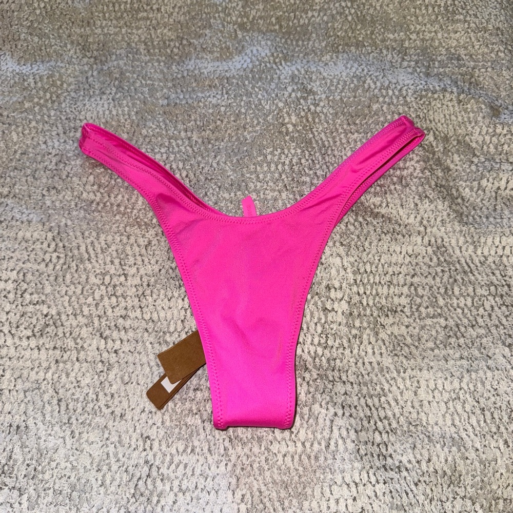 NWT Skims hot pink tanga bikini bottom size medium - Picture 6 of 6